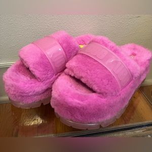 ✨ NWOB - UGG FLUFFITA CLEAR SLIDES PLATFORM PINK ✨